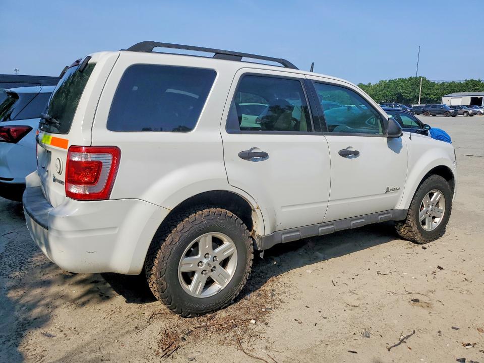 2011 Ford Escape VIN 1FMCU5K38BKB48812 COPART salvage auction — MECHANICAL, Ma - Certificate Of Title, sold $100 on 2026-07-09 (photo 3)