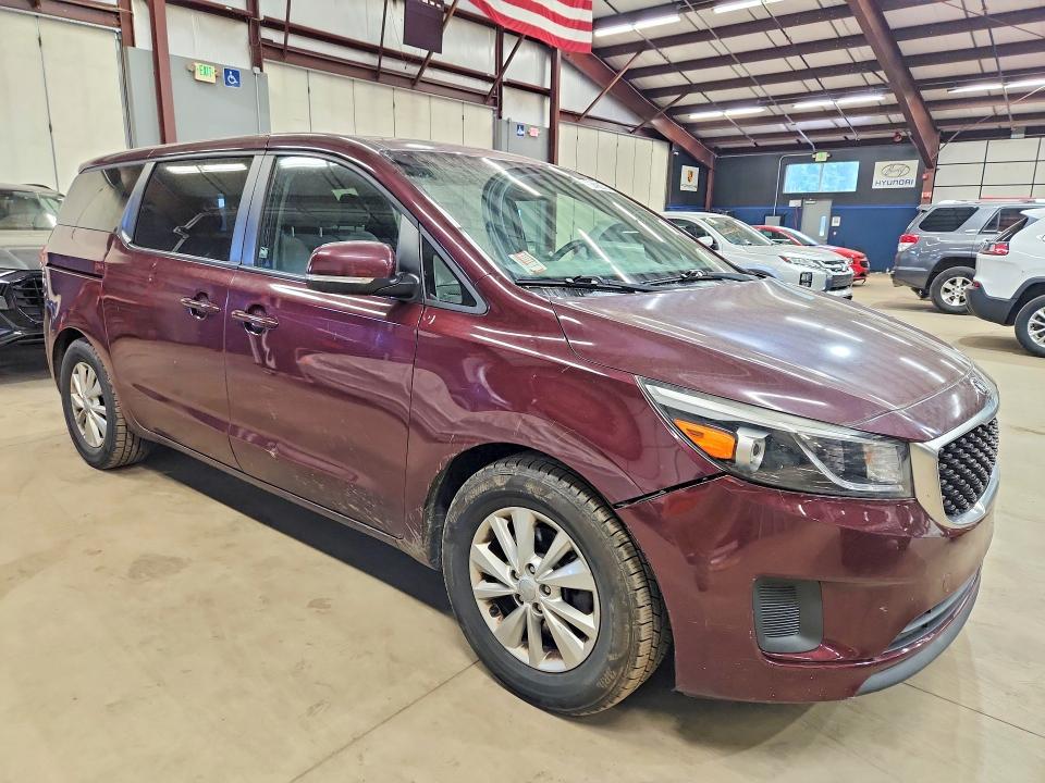 2017 Kia SEDONA VIN KNDMB5C16H6308506 COPART salvage auction — MINOR DENT/SCRATCHES, PA - CERT OF TITLE, sold $2,600 on 2026-07-27 (photo 4)