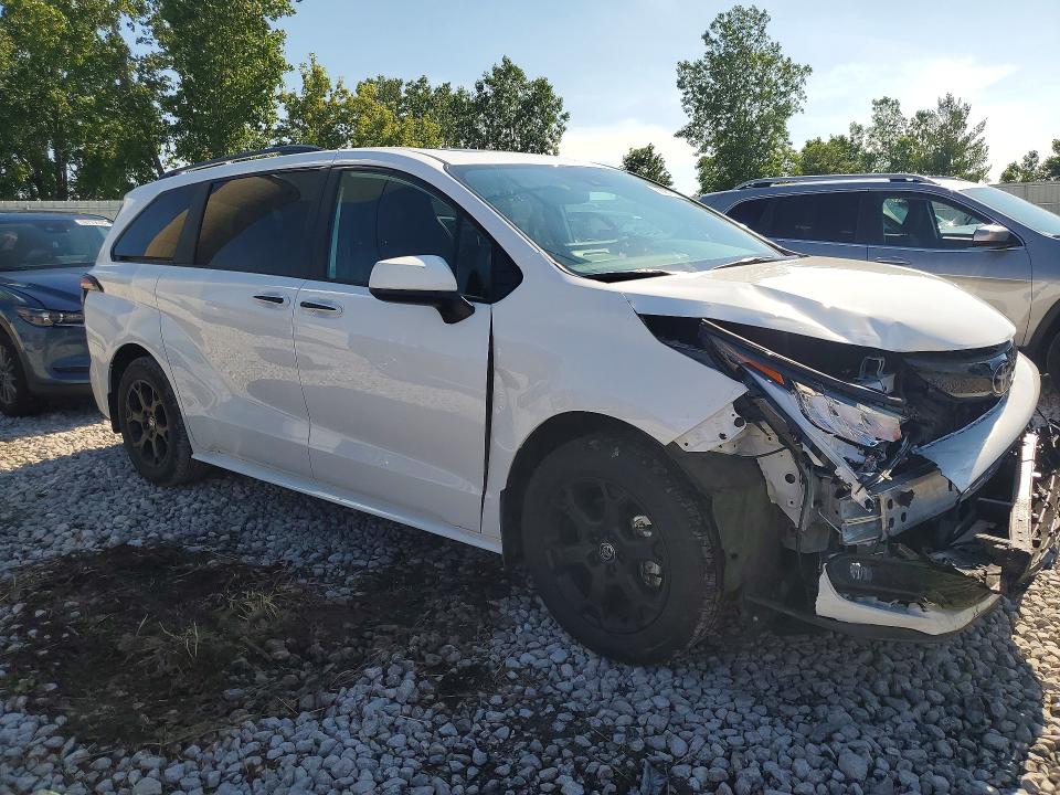 2026 Toyota VIN 5TDCSKFC2TS229530 COPART salvage auction — FRONT END, Mi - Cert Of Title-Salvage Vehicle, sold $23,100 on 2026-07-23 (photo 4)