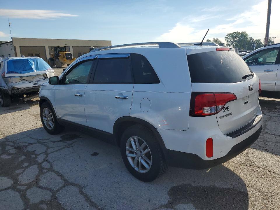 2015 Kia Sorento VIN 5XYKTDA60FG614611 COPART salvage auction — SIDE, In - Cert Of Title-Salvage Title, sold $175 on 2026-07-28 (photo 2)