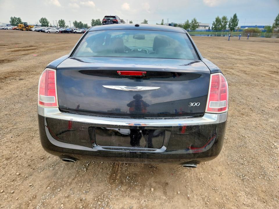 2014 Chrysler 300 VIN 2C3CCAAGXEH208044 COPART salvage auction — FRAME DAMAGE, Ab - Bos - Salvage, sold $650 on 2026-07-21 (photo 6)