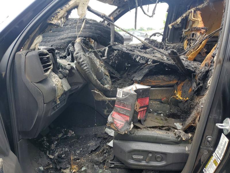 2024 Toyota Tundra VIN 5TFWA5DB8RX224749 COPART salvage auction — BURN, On - Permit Irrepairable, sold $350 on 2026-07-30 (photo 7)
