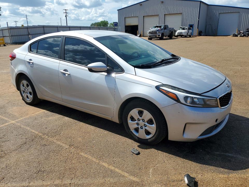 2018 Kia Forte VIN 3KPFK4A75JE245831 COPART salvage auction — HAIL, Salvage Title, sold $30 on 2026-07-27 (photo 4)
