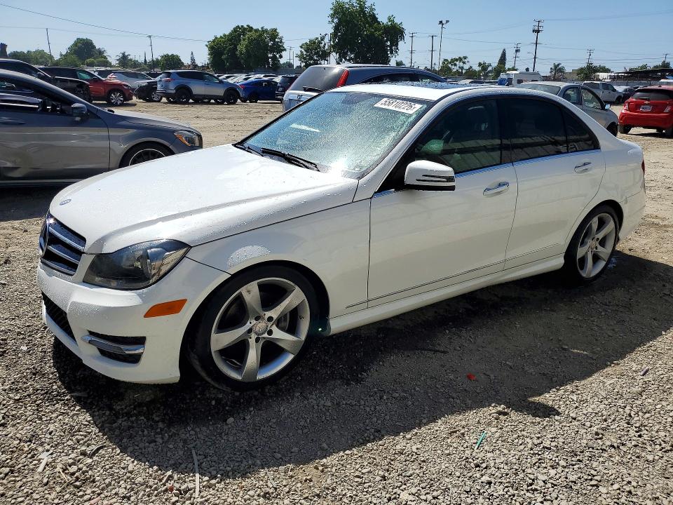 2014 Mercedes-benz C-klasse VIN WDDGF4HB2EA965606 COPART salvage auction — NORMAL WEAR, Mt - Dis/Dlr/Exp Only Clean Title, sold $1,300 on 2026-07-27 (photo 1)