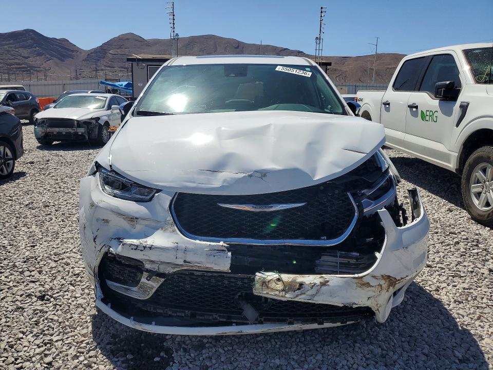 2023 Chrysler Pacifica VIN 2C4RC1S77PR500445 COPART salvage auction — FRONT END, CA - CERTIFICATE OF TITLE, sold $8,300 on 2026-08-31 (photo 5)