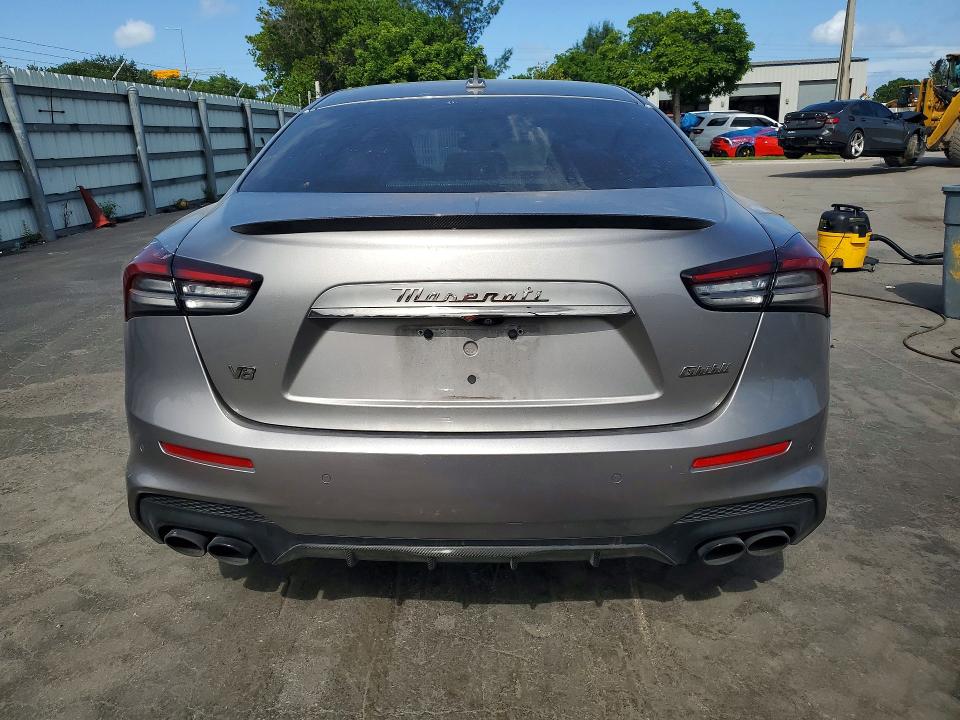 2022 Maserati Ghibli VIN ZAM57ZST1NX399881 COPART salvage auction — FRONT END, Fl - Cert Of Title Slvg Rebuildable, sold $29,500 on 2026-08-03 (photo 6)