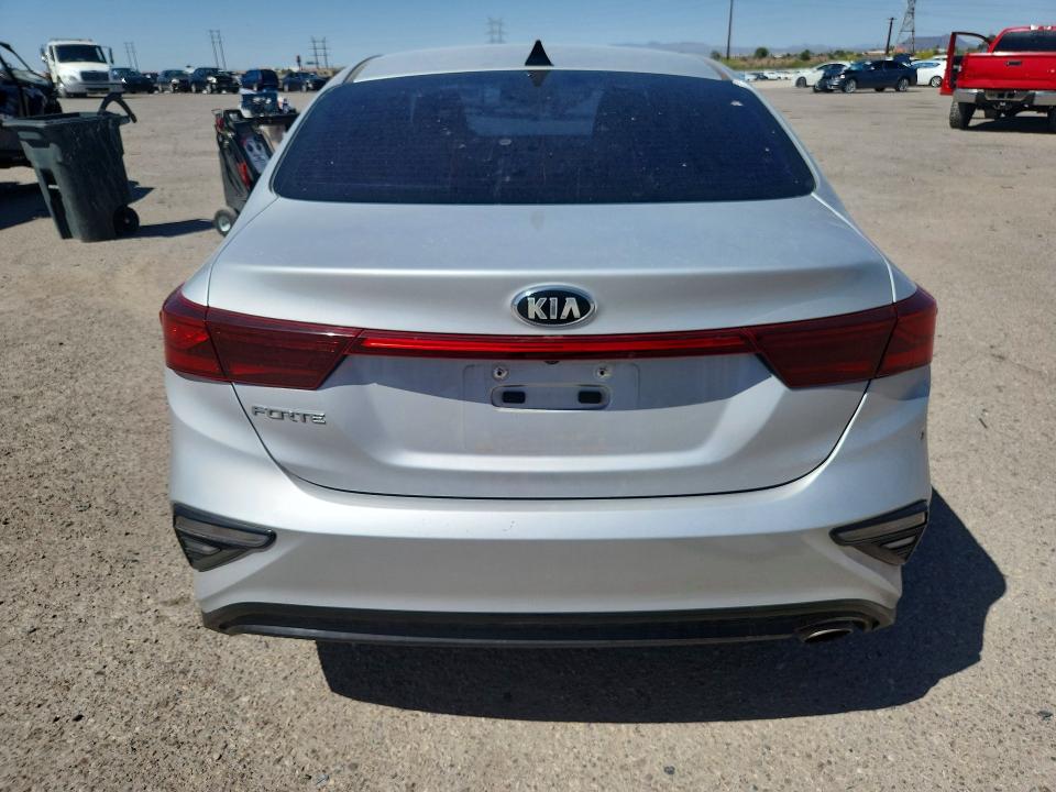 2021 Kia VIN 3KPF24AD1ME262507 COPART salvage auction — FRONT END, Az - Cert Of Title - Salvage, sold $2,800 on 2026-07-31 (photo 6)