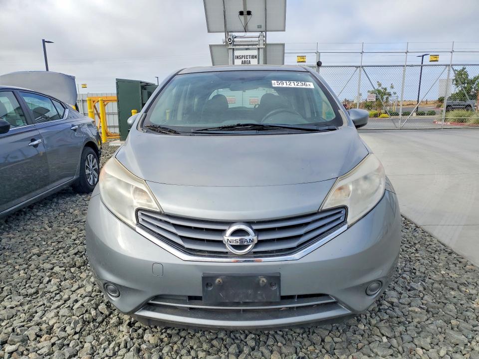 2015 Nissan Versa VIN 3N1CE2CP3FL421907 COPART salvage auction — MINOR DENT/SCRATCHES, Ca - Dis/Dlr/Exp App For Dup Clean (P), sold $575 on 2026-07-09 (photo 5)