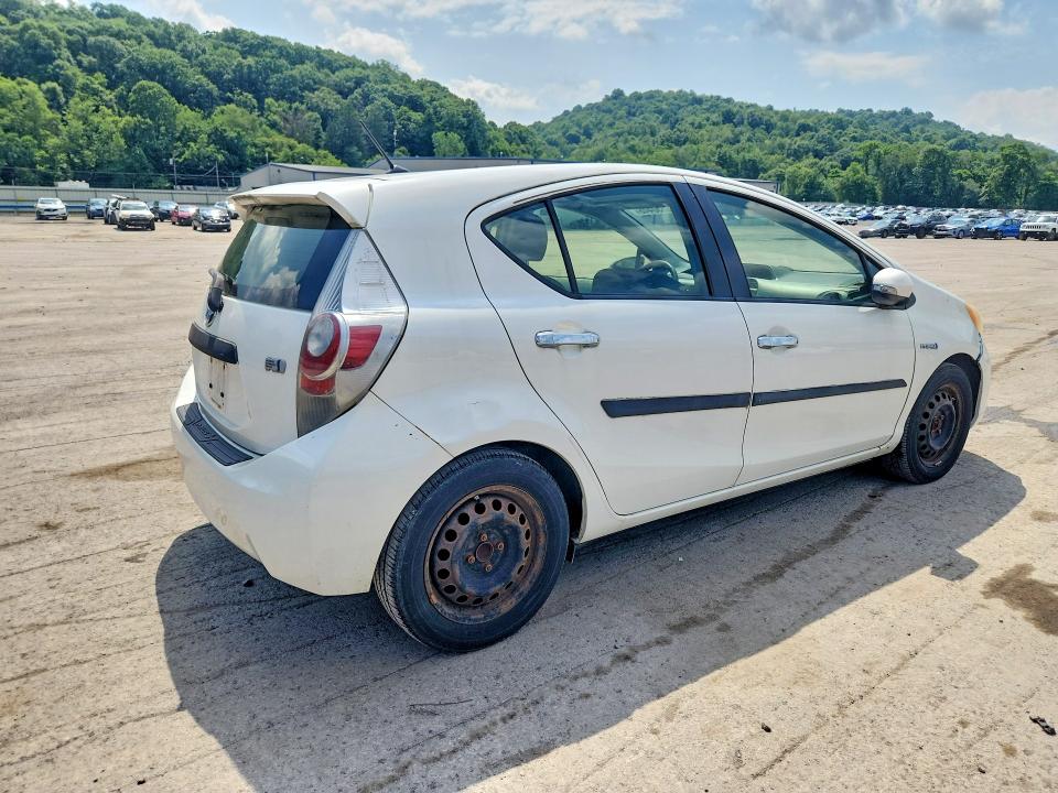2012 Toyota Prius VIN JTDKDTB35C1512941 COPART salvage auction — MINOR DENT/SCRATCHES, Pa - Reconstructed Clean, sold $1,100 on 2026-07-09 (photo 3)