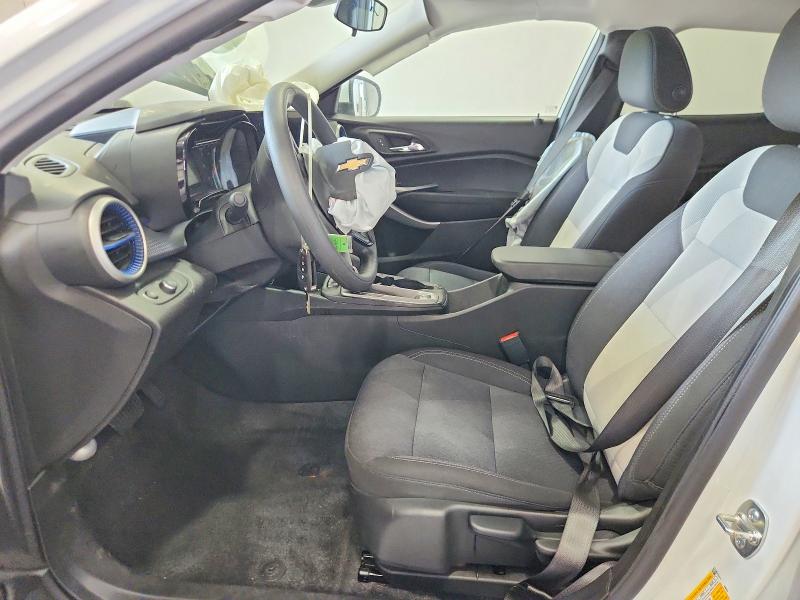 2025 Chevrolet Trax VIN KL77LFEP2SC300815 COPART salvage auction — FRONT END, Va - Cert Of Title - Salvage, sold $950 on 2026-07-17 (photo 7)