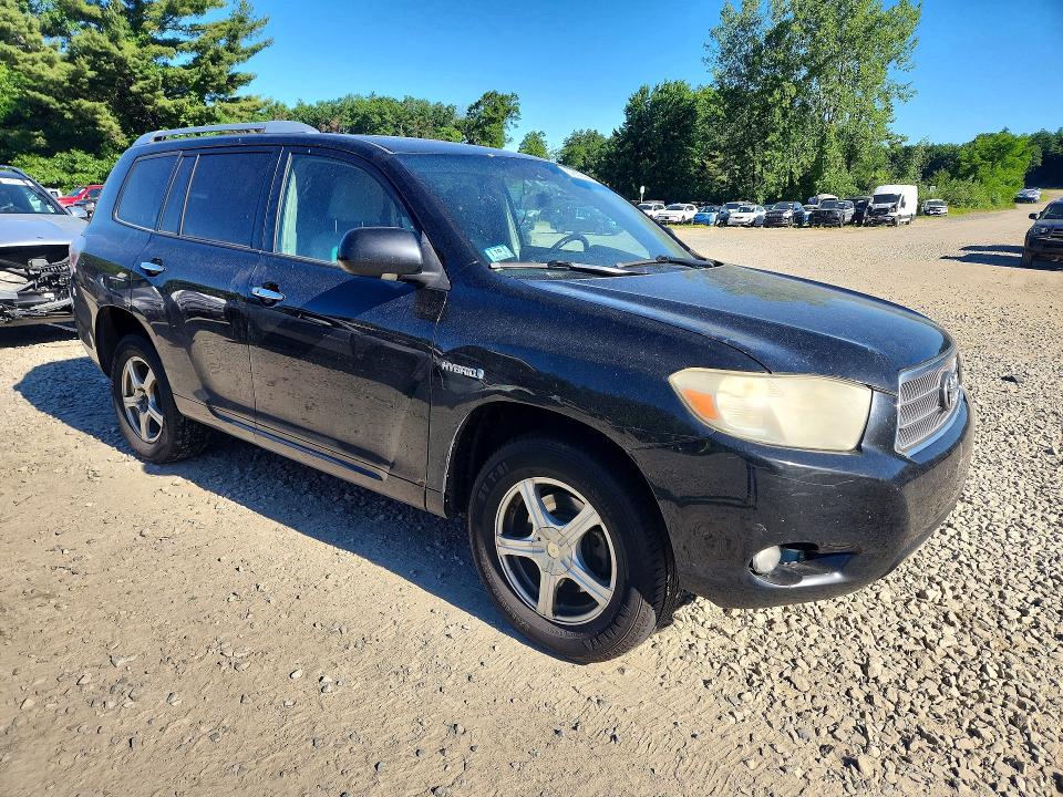 2009 Toyota Highlander hybrid VIN JTEEW44A192035898 COPART salvage auction — MECHANICAL, Ma - Certificate Of Title, sold $1,000 on 2026-07-06 (photo 4)