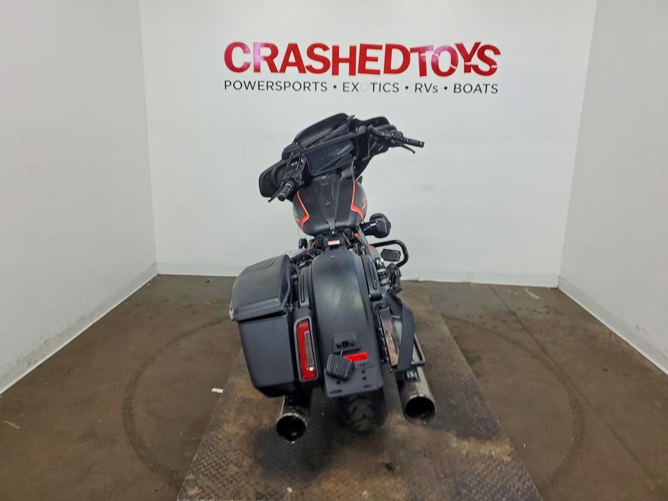 2023 Harley-davidson Flhxse VIN 1HD1PX618PB953920 COPART salvage auction — SIDE, MN - CERT OF TITLE-SALVAGE, sold $10,700 on 2026-07-16 (photo 4)