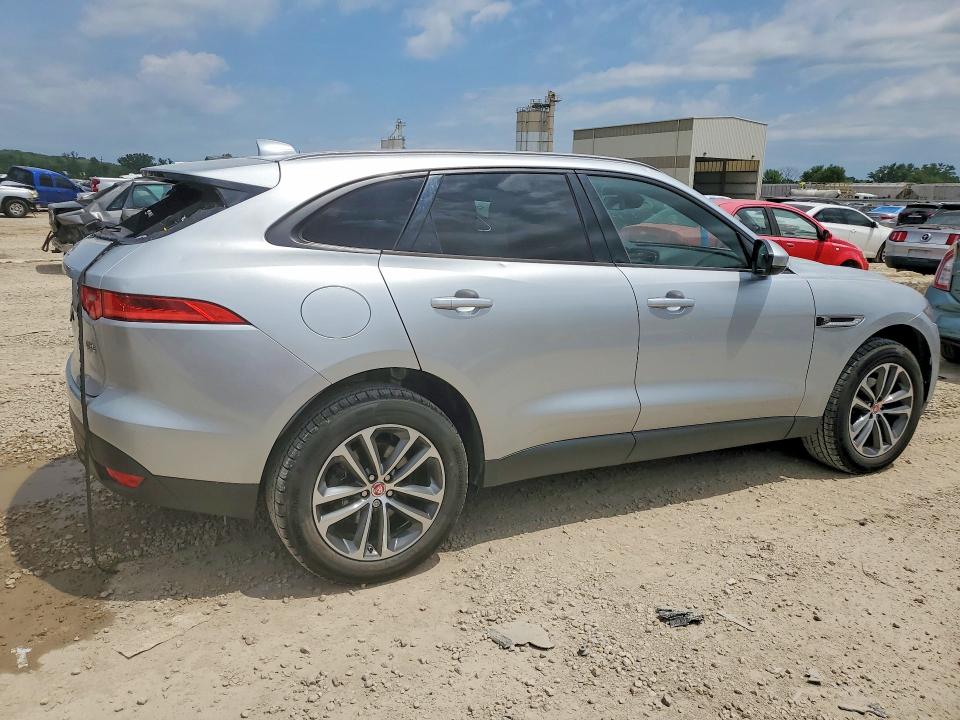 2018 Jaguar VIN SADCJ2FX8JA266005 COPART salvage auction — HAIL, Ks - Cert Of Title-Salvage, sold $3,450 on 2026-07-02 (photo 3)