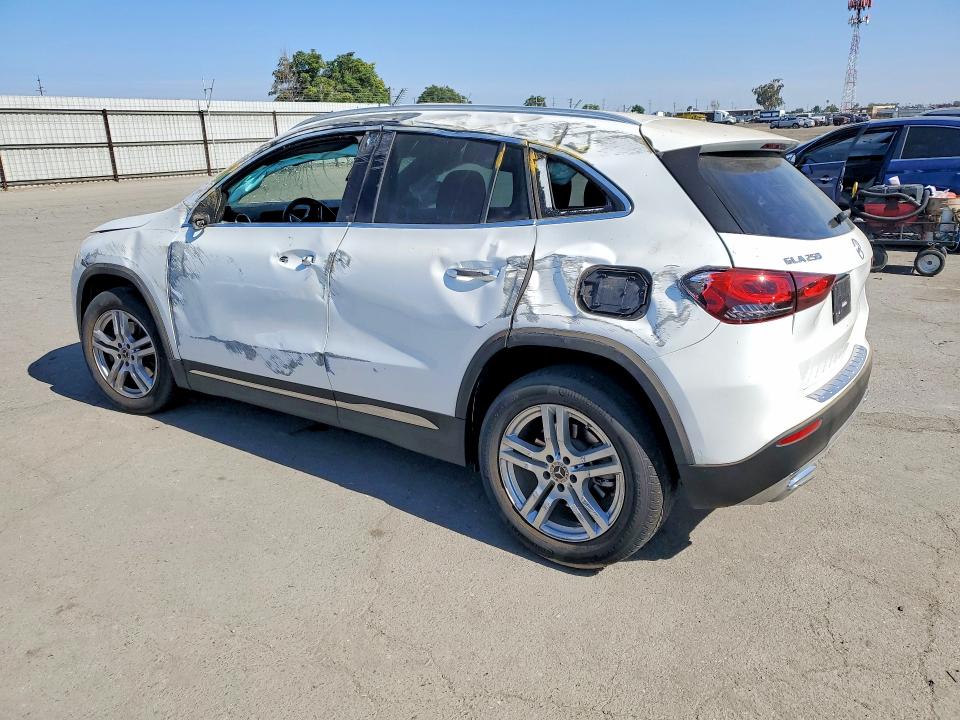 2022 Mercedes-benz VIN W1N4N4GB3NJ342019 COPART salvage auction — ROLLOVER, Ca - Salvage Certificate, sold $4,600 on 2026-07-10 (photo 2)