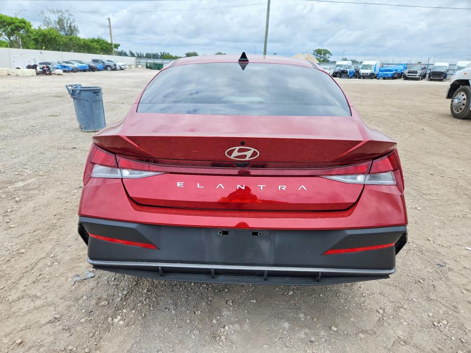 2025 Hyundai Elantra VIN KMHLL4DG8SU882688 COPART salvage auction — FRONT END, Fl - Certificate Of Destruction, sold $3,300 on 2026-07-29 (photo 6)