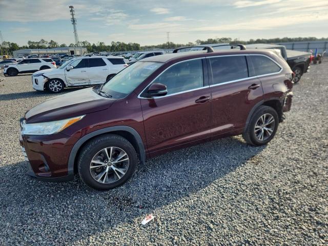 2018 Toyota Highlander VIN 5TDBZRFH2JS881220 COPART salvage auction — REAR END, Fl - Cert Of Title Slvg Rebuildable, sold $6,800 on 2026-07-10 (photo 1)