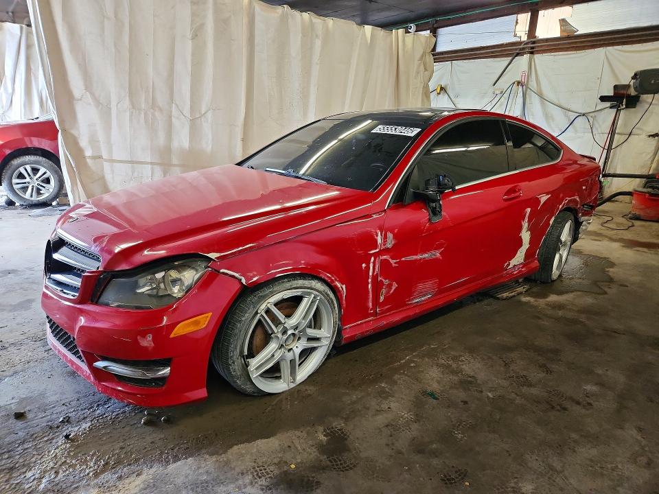 2014 Mercedes-benz C class VIN WDDGJ8JB7EG257784 COPART salvage auction — FRONT END, Fl - Cert Of Ttl-Rebuilt&Slvg Rbld, sold $175 on 2026-07-07 (photo 1)