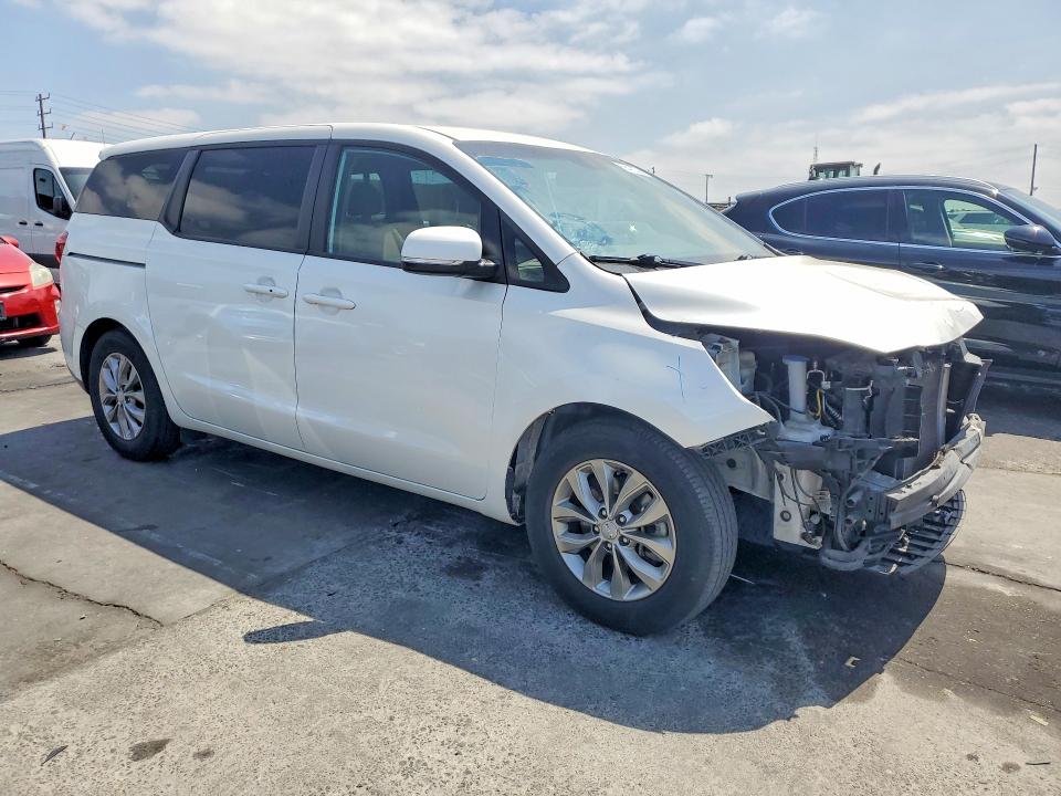 2020 Kia SEDONA VIN KNDMB5C18L6634803 COPART salvage auction — FRONT END, Ca - Salvage Certificate (P), sold $3,300 on 2026-07-08 (photo 4)