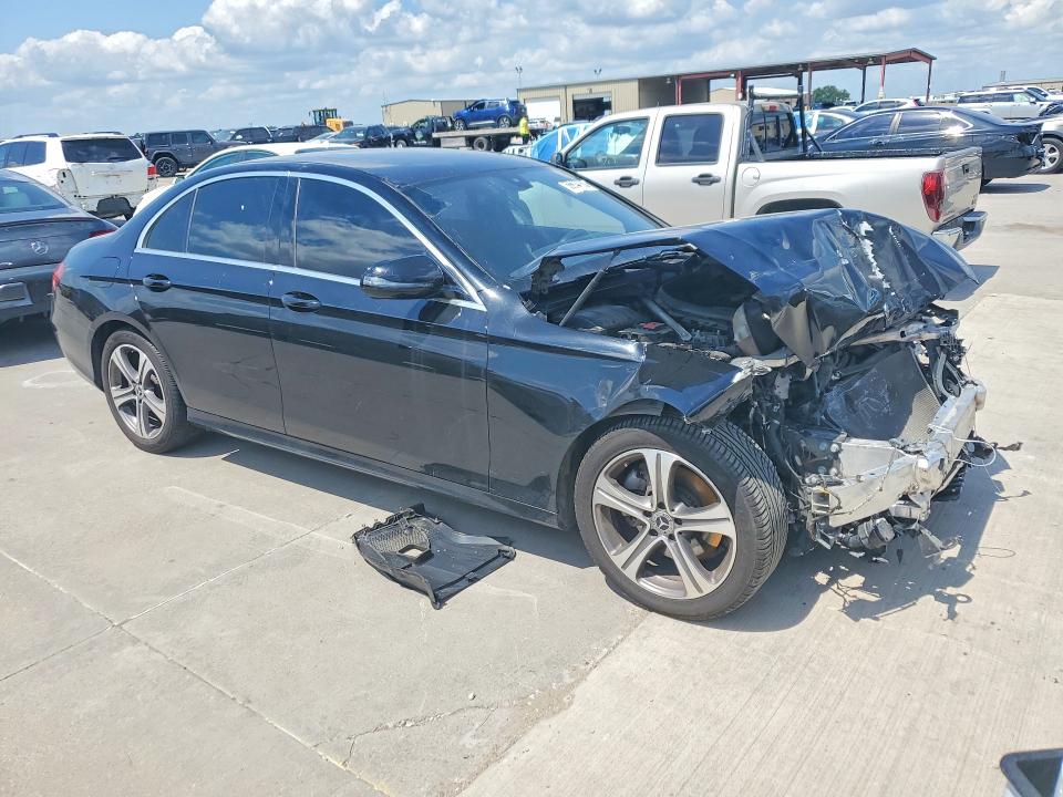 2019 Mercedes-benz E-klasse VIN WDDZF4JB6KA565157 COPART salvage auction — FRONT END, Tx - Salvage Vehicle Title, sold $4,200 on 2026-07-20 (photo 4)