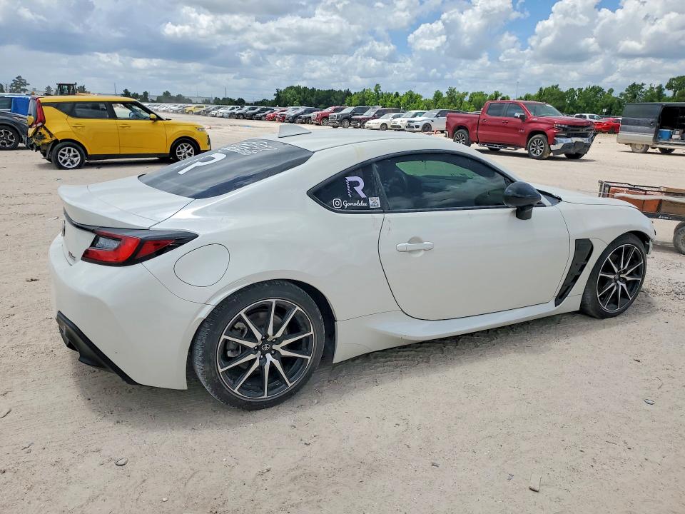 2023 Toyota Gr 86 VIN JF1ZNBB1XP9758286 COPART salvage auction — FRONT END, Fl - Certificate Of Destruction, sold $7,500 on 2026-07-02 (photo 3)