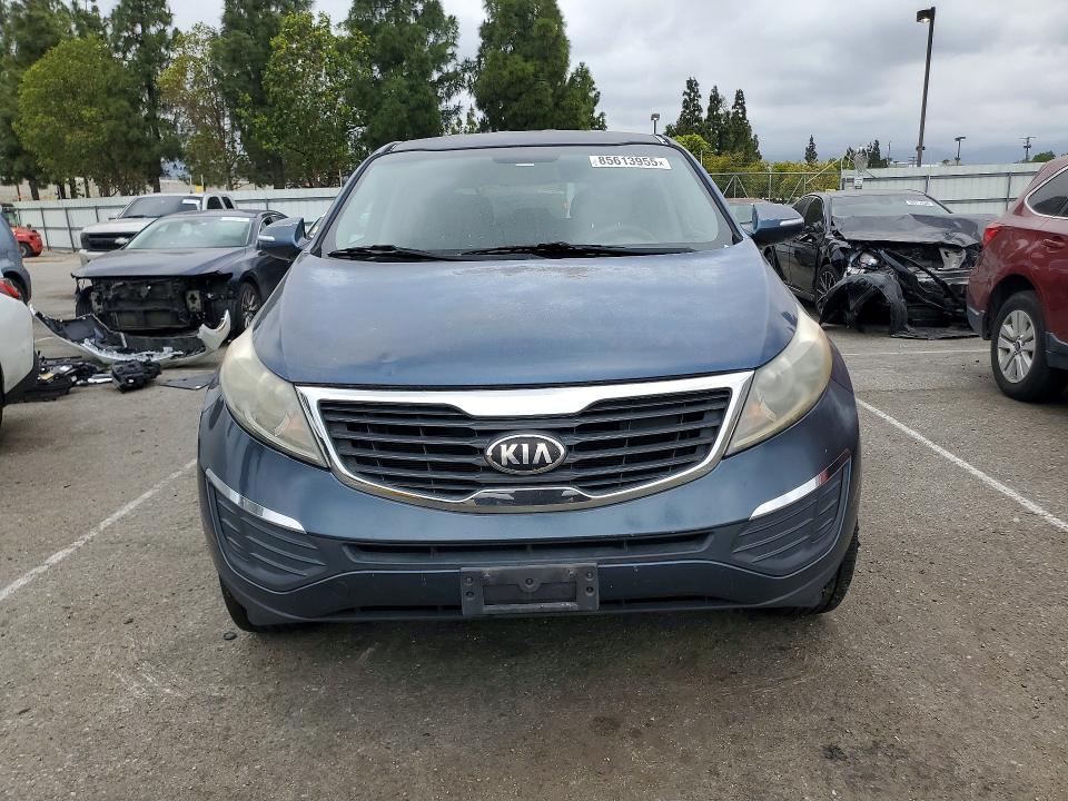 2013 Kia Sportage VIN KNDPB3A20D7521050 COPART salvage auction — MINOR DENT/SCRATCHES, Ca - Dis/Dlr/Exp Only Clean Title, sold $1,950 on 2026-07-09 (photo 5)