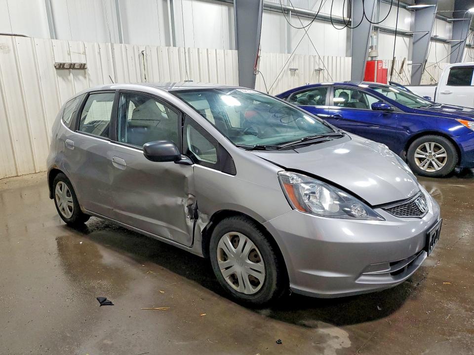 2009 Honda Fit VIN JHMGE88259S050655 COPART salvage auction — SIDE, Mn - Cert Of Title-Prior Salvage, sold $625 on 2026-07-07 (photo 4)