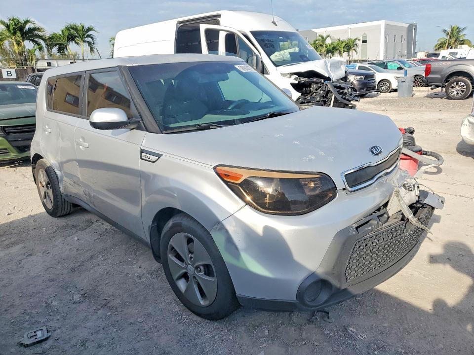 2015 Kia Soul VIN KNDJN2A23F7812927 COPART salvage auction — FRONT END, Fl - Cert Of Title Slvg Rebuildable, sold $800 on 2026-07-07 (photo 4)