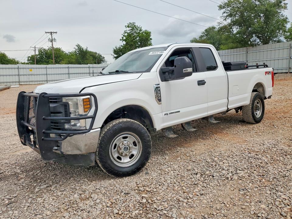2018 Ford F350 VIN 1FT8X3BT5JEC12484 — COPART salvage auction photo