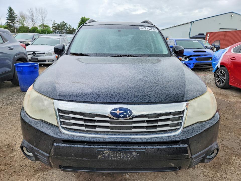 2010 Subaru Forester VIN JF2SH6CC2AH761997 COPART salvage auction — MINOR DENT/SCRATCHES, ON - PERMIT NO BRAND - UNFIT, sold $800 on 2026-07-08 (photo 5)