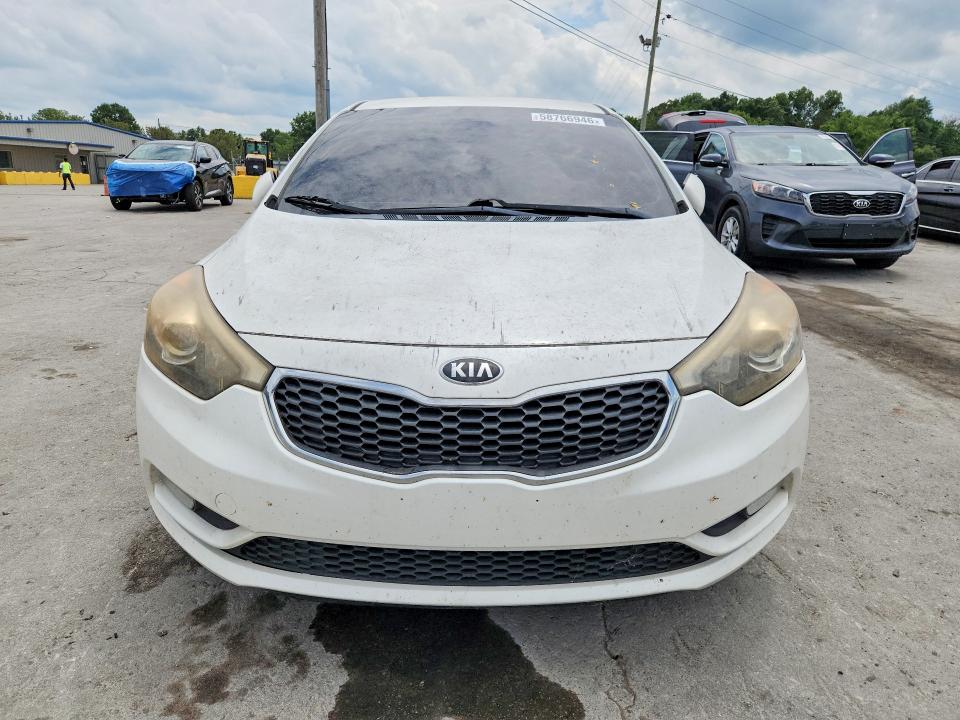 2014 Kia Forte VIN KNAFX4A89E5052090 COPART salvage auction — INTERIOR BURN, TN - SALVAGE CERTIFICATE, sold $600 on 2026-07-22 (photo 5)