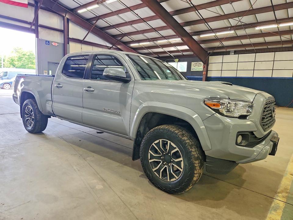 2020 Toyota Tacoma VIN 3TMDZ5BN9LM080896 COPART salvage auction — MINOR DENT/SCRATCHES, Ny - Certificate Of Title (P), sold $16,400 on 2026-07-02 (photo 4)