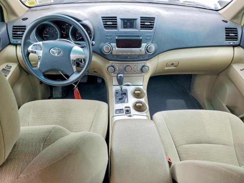 2011 Toyota Highlander VIN 5TDBK3EH2BS063474 COPART salvage auction — FRONT END, NY - MV-907A DISM-UNSATISFIED LIEN, sold $300 on 2026-07-22 (photo 8)