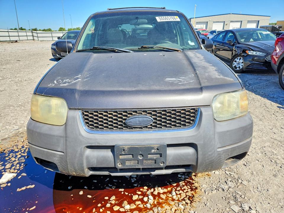 2004 Ford Escape VIN 1FMYU03104DA17712 COPART salvage auction — SIDE, Il - Certificate Of Title, sold $250 on 2026-07-04 (photo 5)