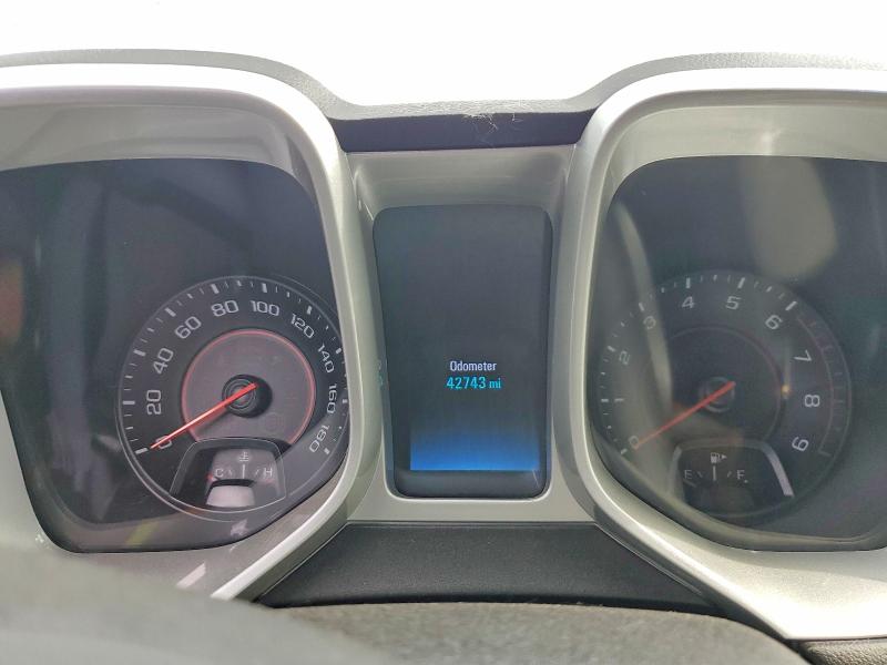 2014 Chevrolet Camaro VIN 2G1FK1EJ1E9161524 COPART salvage auction — VANDALISM, IL - SALVAGE CERTIFICATE, sold $7,600 on 2026-07-29 (photo 9)