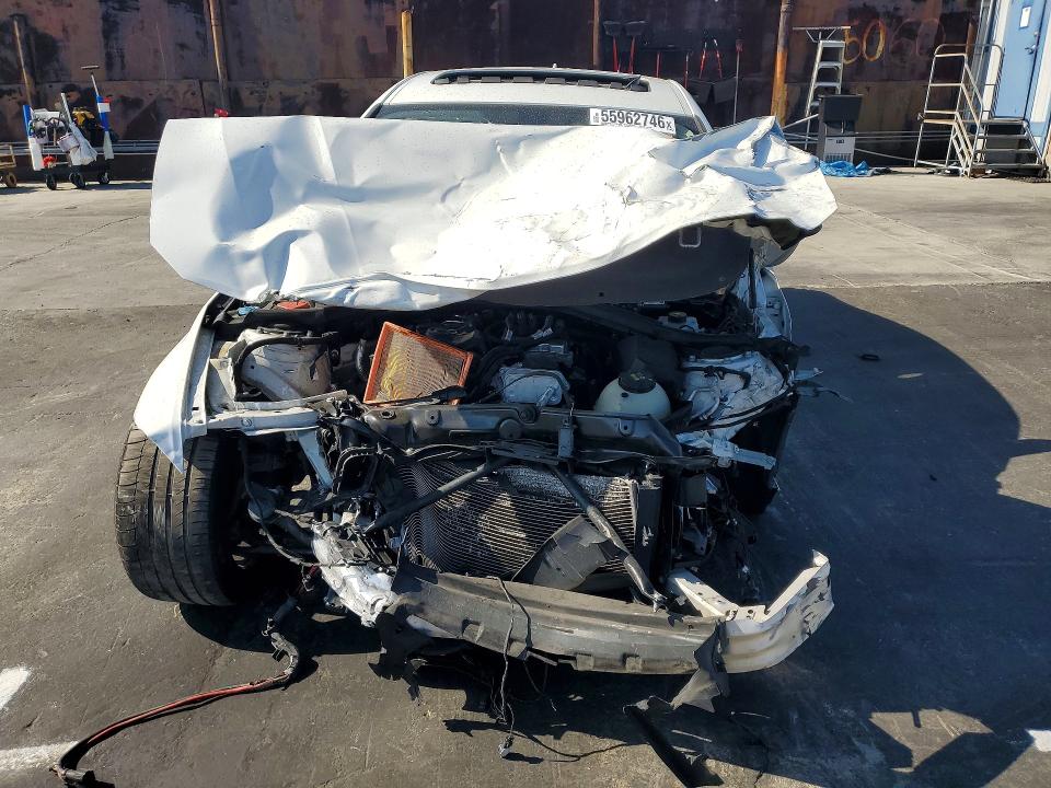 2018 BMW 3er VIN WBA8E1G54JNU90049 COPART salvage auction — FRONT END, Ca - Salvage Certificate, sold $325 on 2026-08-12 (photo 5)