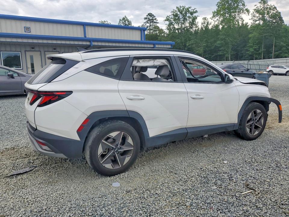 2025 Hyundai Tucson VIN 5NMJB3DE5SH452955 COPART salvage auction — FRONT END, Nc - Salvage Certificate Of Title, sold $7,400 on 2026-07-30 (photo 3)
