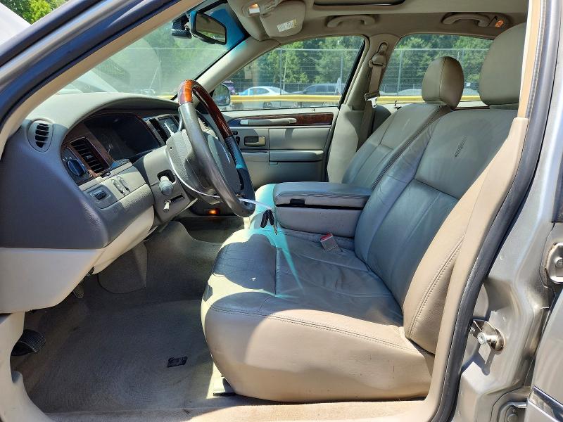 2007 Lincoln TOWN CAR VIN 1LNHM82W97Y639377 COPART salvage auction — SIDE, Md - Cert Of Salvage > 75% Damage, sold $400 on 2026-07-17 (photo 7)