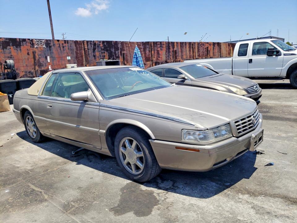 2002 Cadillac Eldorado VIN 1G6ET12942B101292 COPART salvage auction — NORMAL WEAR, CA - SALVAGE ACQUISITION BILLOFSALE, sold $2,950 on 2026-09-02 (photo 4)