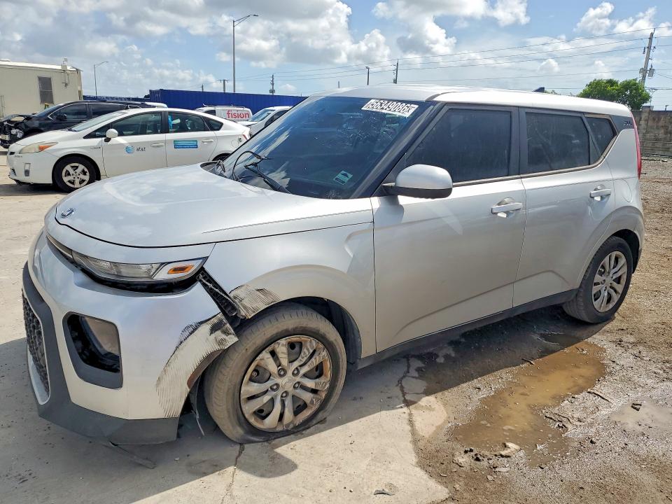 2020 Kia Soul VIN KNDJ23AU8L7718523 COPART salvage auction — MINOR DENT/SCRATCHES, FL - CERTIFICATE OF TITLE, sold $4,000 on 2026-07-07 (photo 1)