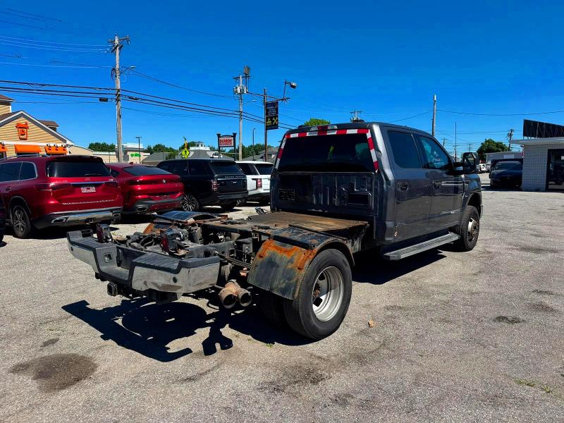 2022 Ford F-350 super duty VIN 1FT8W3DT0NEE80929 COPART salvage auction — NORMAL WEAR, In - Certificate Of Title (P), sold $13,700 on 2026-07-17 (photo 4)