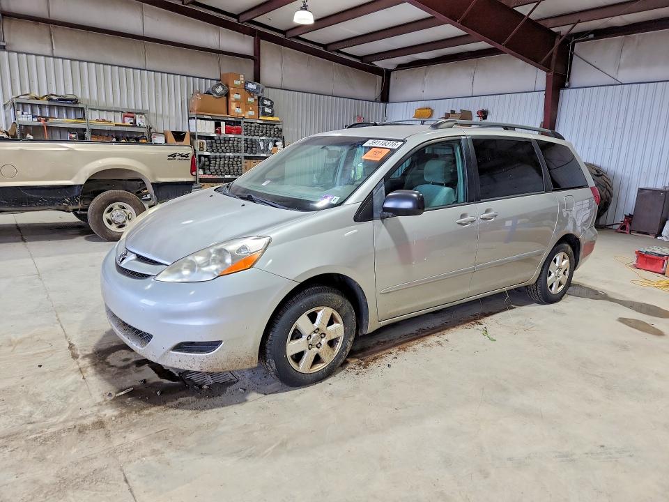 2006 Toyota Sienna VIN 5TDZA23C46S572023 COPART salvage auction — NORMAL WEAR, Wv - Certificate Of Title, sold $1,100 on 2026-07-17 (photo 1)