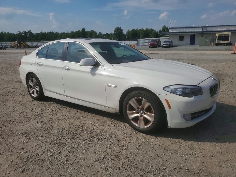 2012 BMW 5er VIN WBAXG5C51CDX03874 COPART salvage auction — MECHANICAL, NC - DEALER ONLY CLEAN TITLE, sold $900 on 2026-07-27 (photo 4)