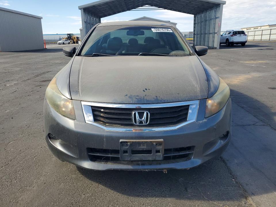 2008 Honda Accord VIN 1HGCP36858A030111 COPART salvage auction — MINOR DENT/SCRATCHES, Tx - Dis/Dlr/Exp Only Clean Title, sold $700 on 2026-07-02 (photo 5)