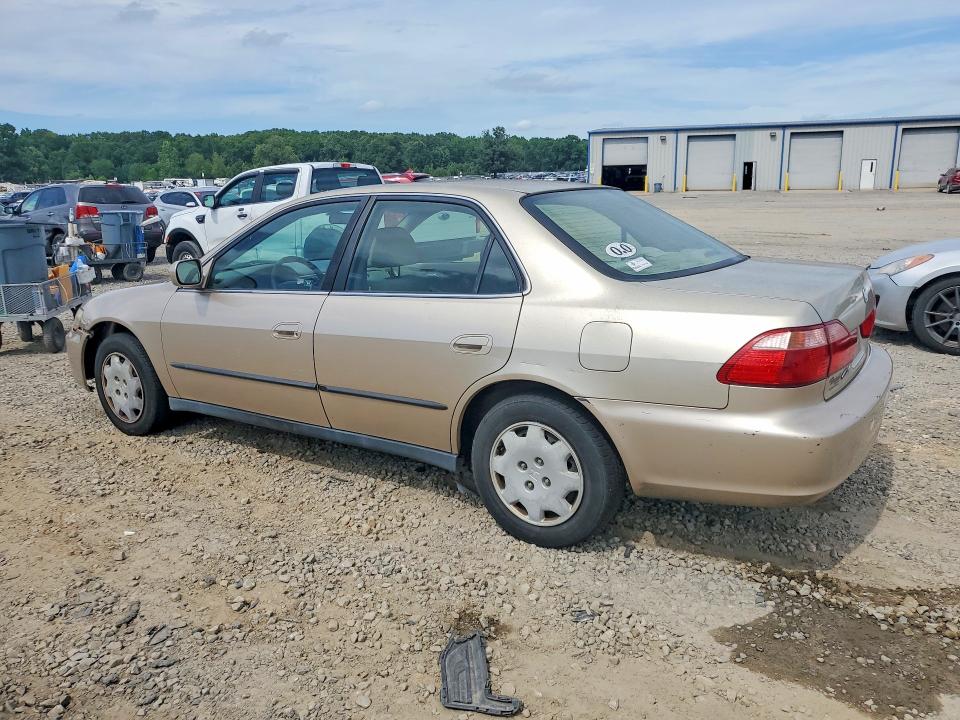 2000 Honda Accord VIN JHMCG5649YC018988 COPART salvage auction — MINOR DENT/SCRATCHES, Ar - Certificate Of Title, sold $525 on 2026-07-06 (photo 2)