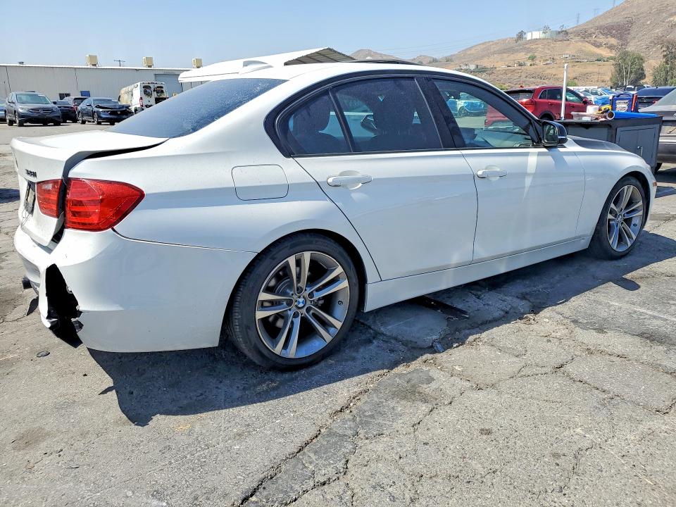 2014 BMW VIN WBA3C1C50EK117524 COPART salvage auction — REAR END, Ca - Salvage Certificate, sold $2,750 on 2026-07-09 (photo 3)