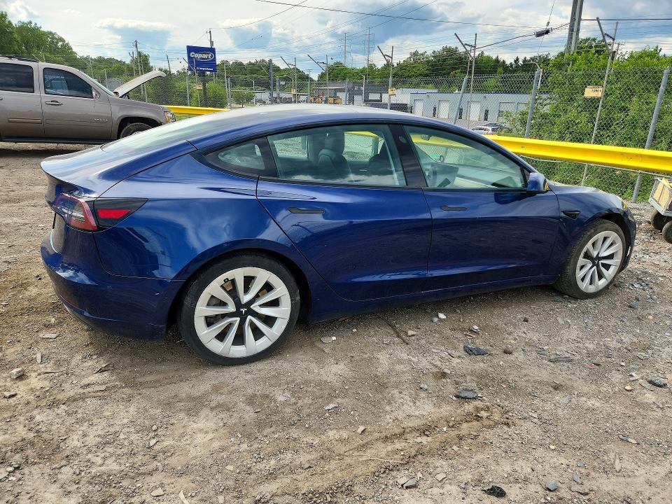 2022 Tesla VIN 5YJ3E1EA7NF185940 COPART salvage auction — REAR END, Va - Certificate Of Title (P), sold $5,600 on 2026-07-02 (photo 3)