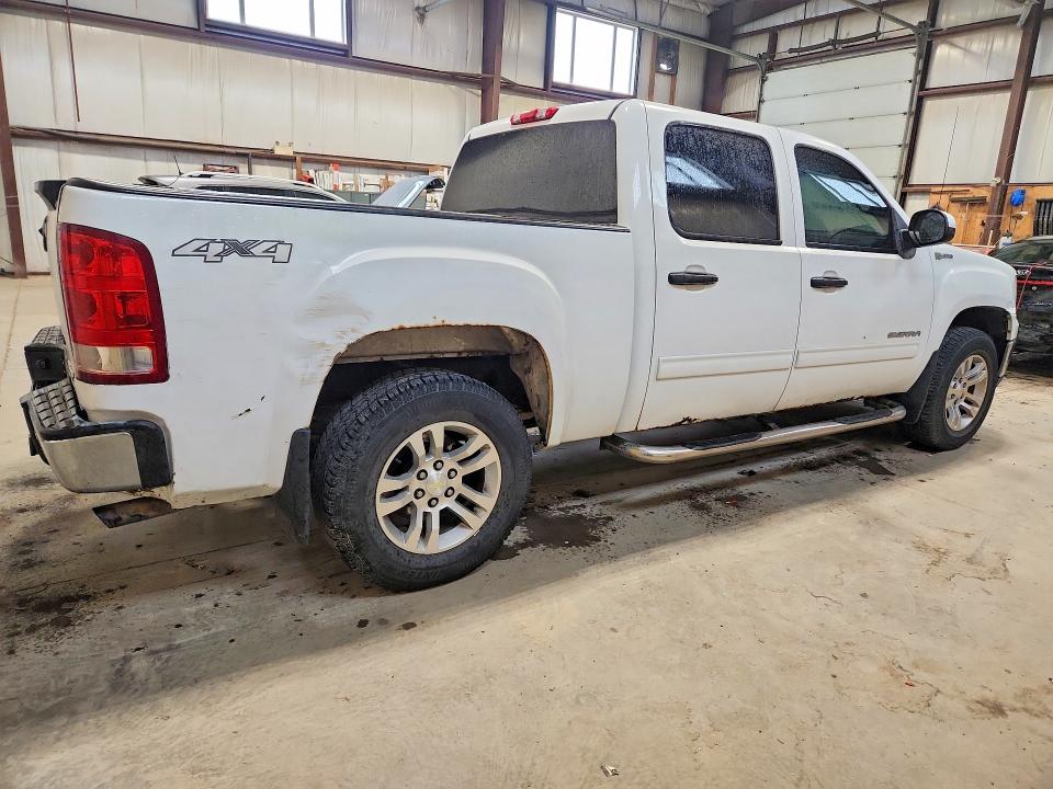 2010 Gmc SIERRA VIN 3GTXKYEJ3AG211585 COPART salvage auction — FRONT END, Ab - Bos - Rebuilt, sold $2,850 on 2026-07-09 (photo 3)