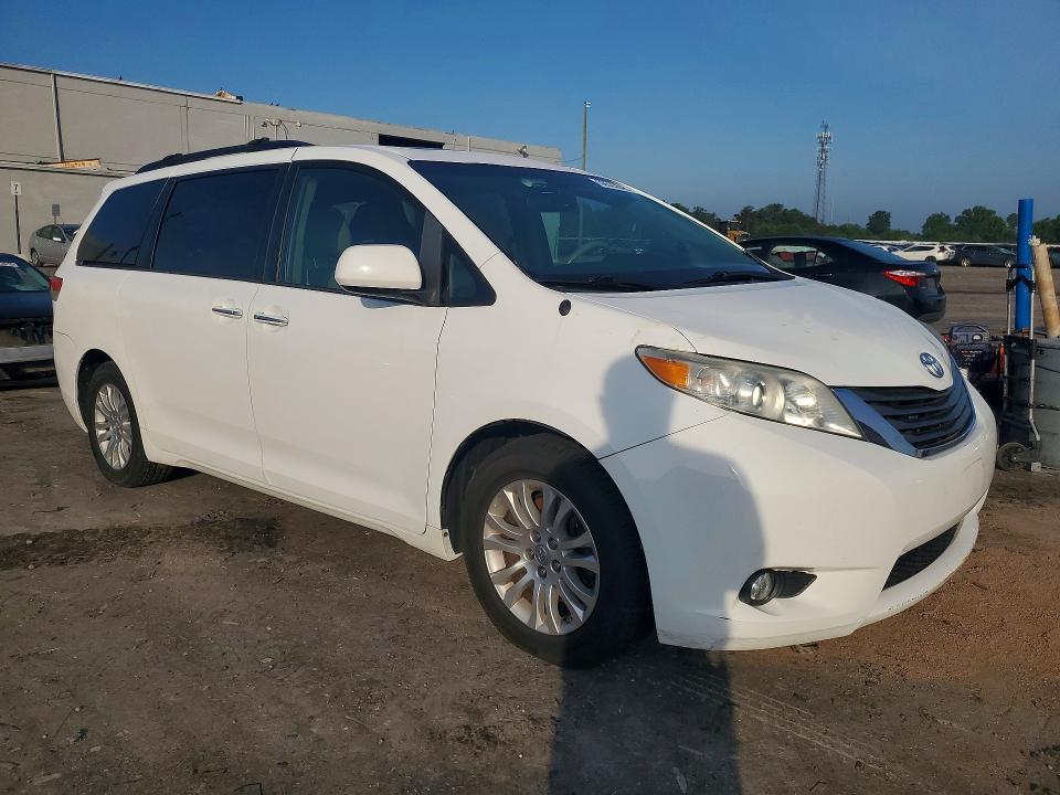 2014 Toyota Sienna VIN 5TDYK3DC6ES457001 COPART salvage auction — FRONT END, Va - Certificate Of Title, sold $4,300 on 2026-07-08 (photo 4)