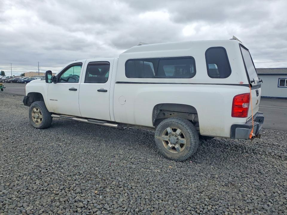 2014 Chevrolet Silverado 2500 VIN 1GC1KVCG4EF179796 COPART salvage auction — MINOR DENT/SCRATCHES, Wa - Cert Of Ownership-Rebuilt, sold $2,300 on 2026-07-08 (photo 2)
