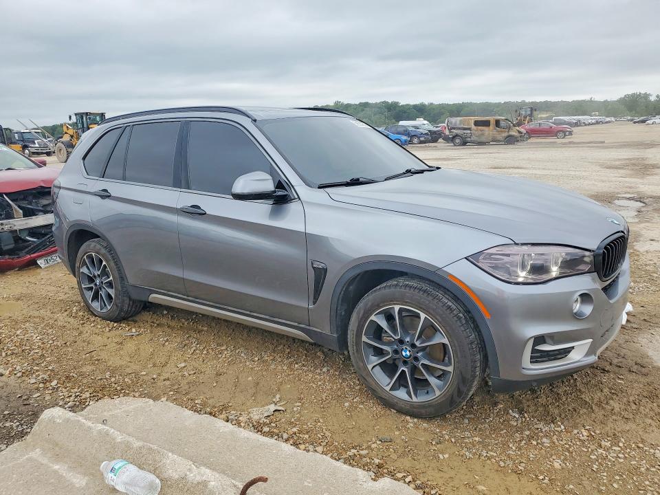 2017 BMW VIN 5UXKR0C35H0X83461 COPART salvage auction — WATER/FLOOD, Salvage Title, sold $100 on 2026-07-28 (photo 4)